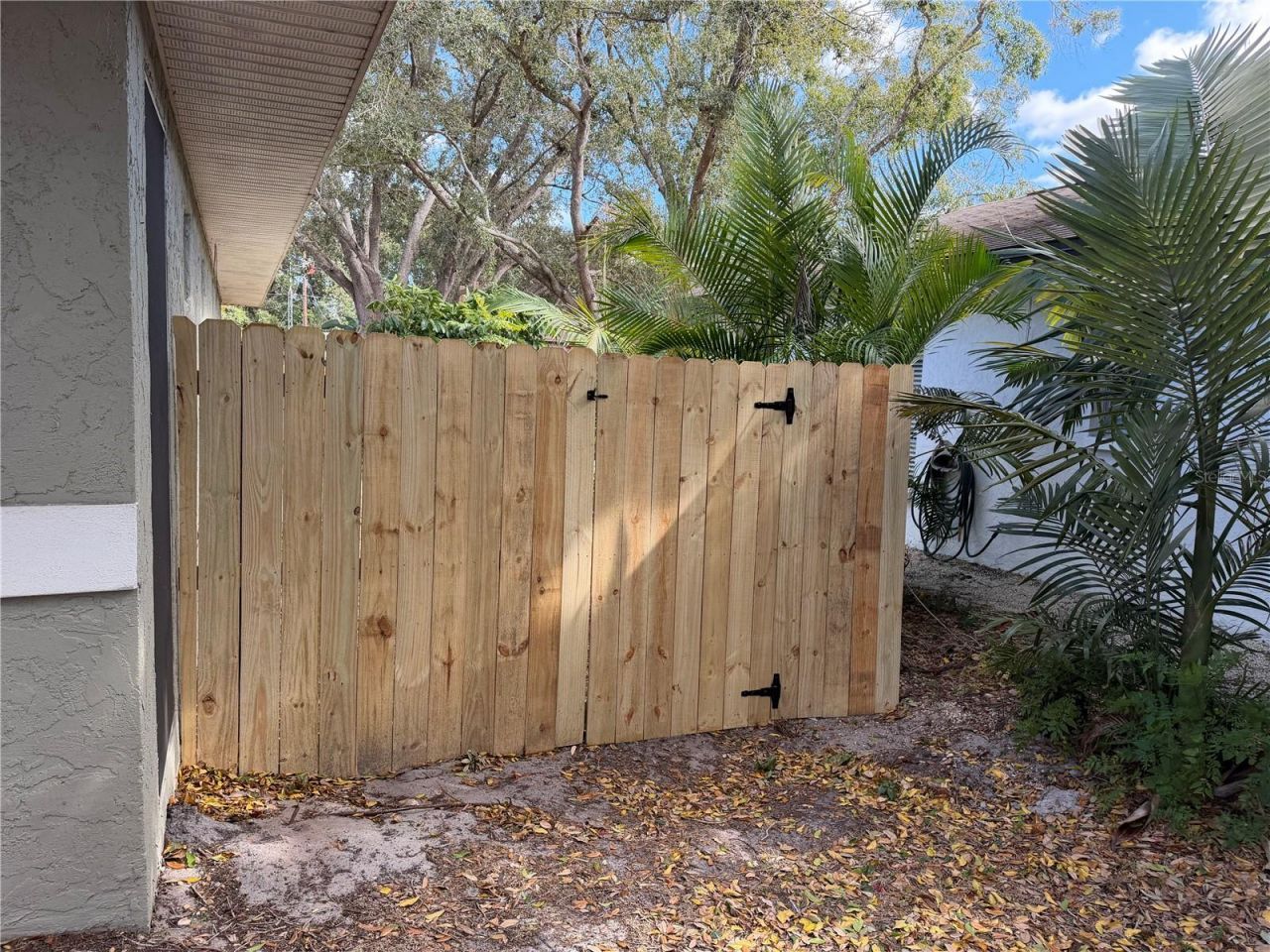 4717 Hollingsworth Avenue, Sarasota, FL 34233 Photo