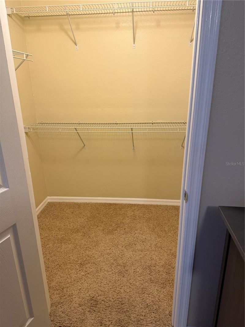 4717 Hollingsworth Avenue, Sarasota, FL 34233 Photo