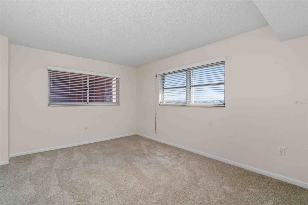 5980 Shore Boulevard S, Unit 701, Gulfport, FL 33707 Photo