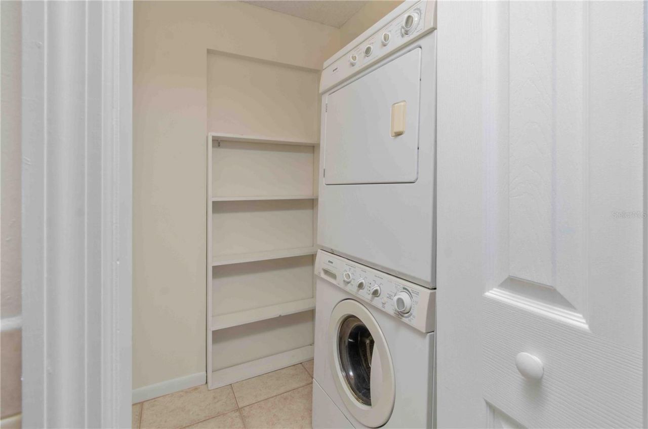 5980 Shore Boulevard S, Unit 701, Gulfport, FL 33707 Photo