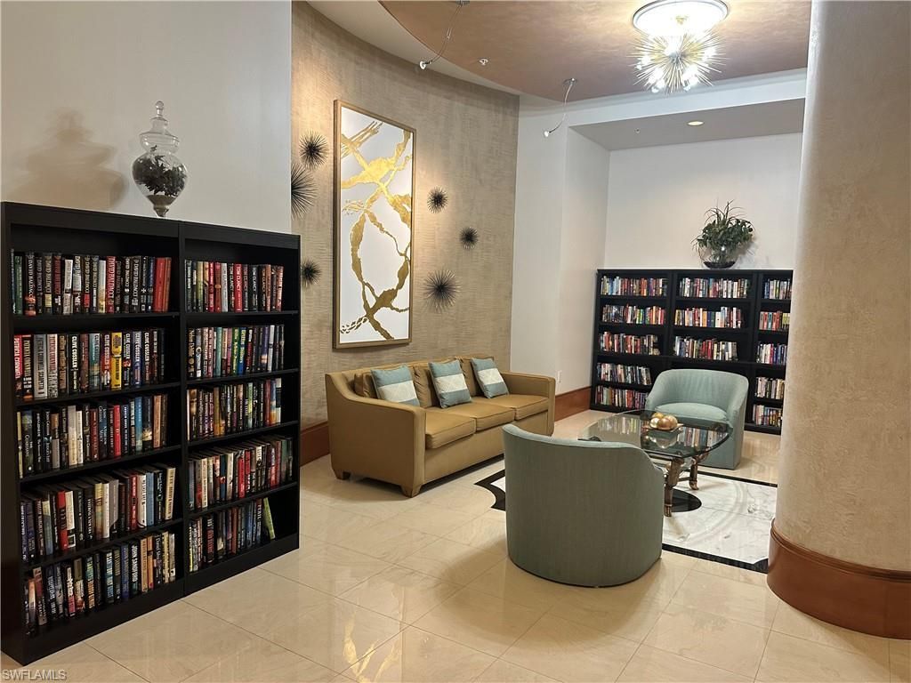 2110 W 1st St, Unit 101, Fort Myers, FL 33901 Photo