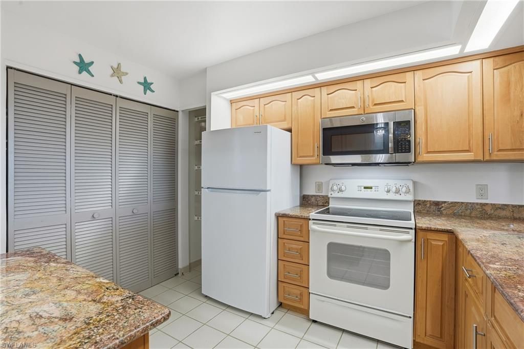 300 Stevens Landing Dr, Unit C306, Marco Island, FL 34145 Photo