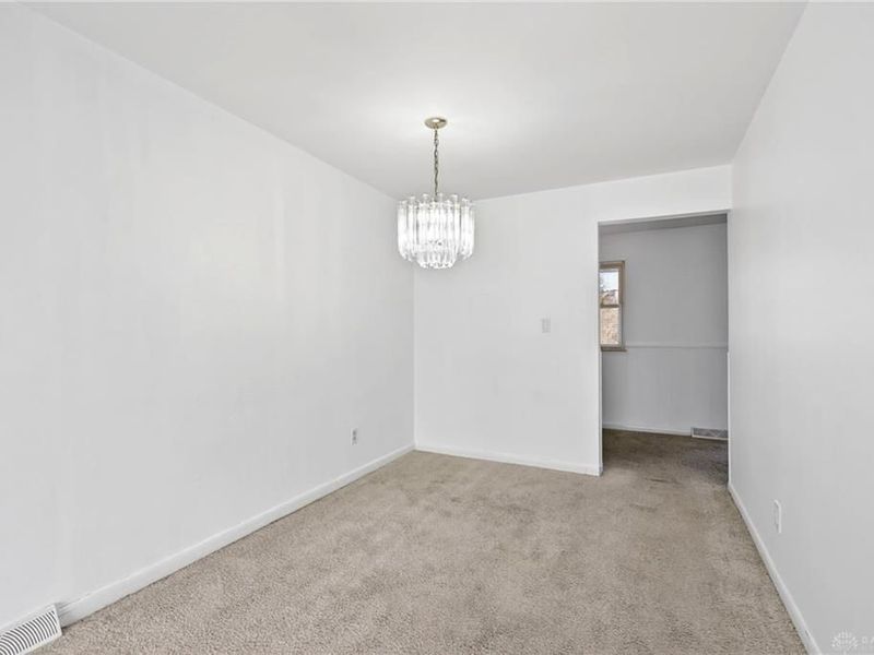 2185 Bending Willow Drive, Kettering, OH 45440 Photo 7