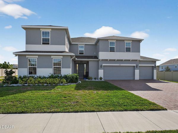 6022 Sierra Crown Street, Mount Dora, FL 32757