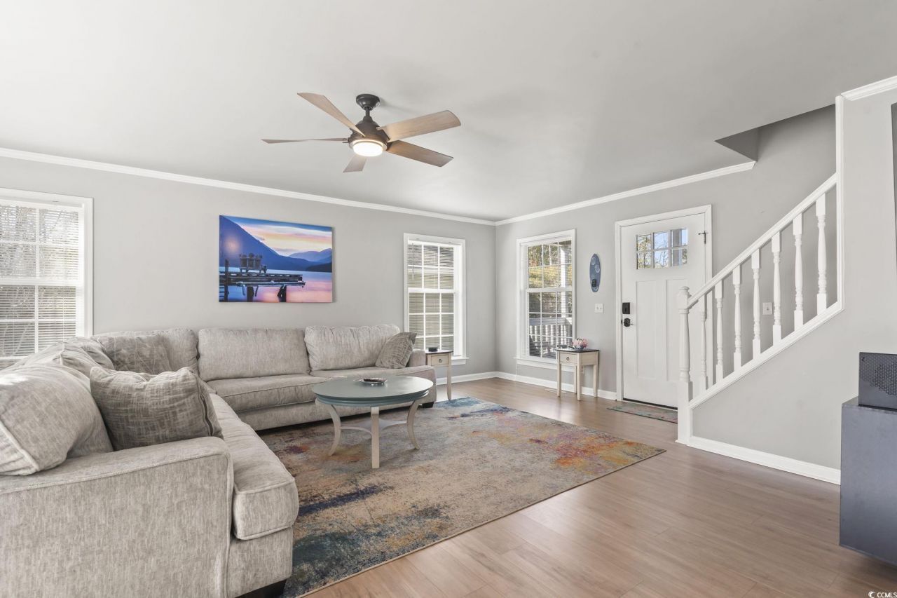 409 Knoll Ct. Photo 14