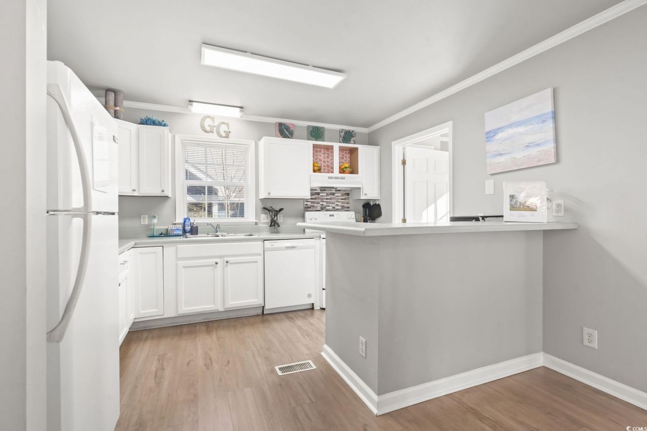 409 Knoll Ct. Photo 8