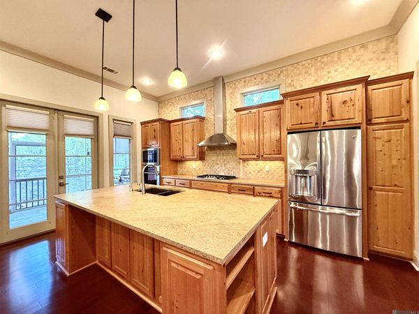 7037 Etage Ct, Baton Rouge, LA 70806