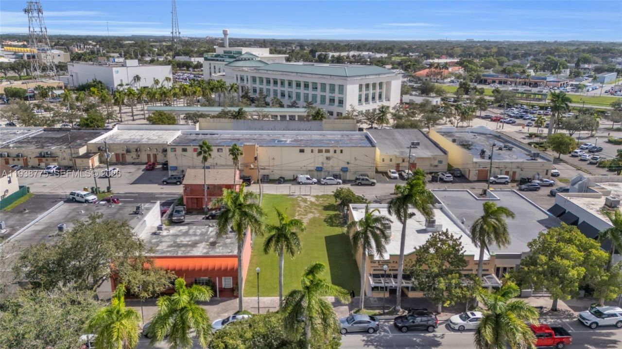 233 N Krome Ave, Homestead, FL 33030 Photo