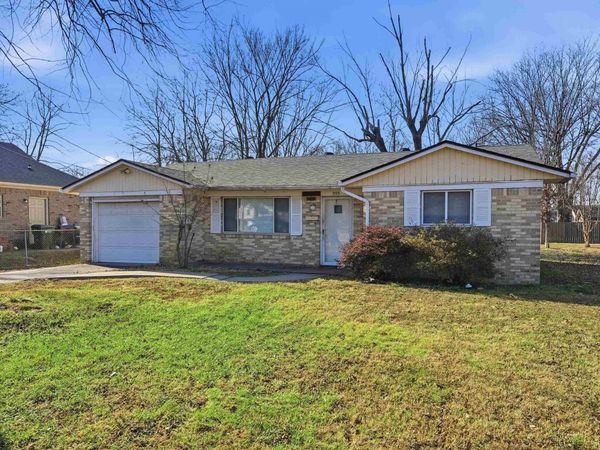 555 FACTORY Street, Conway, AR 72032