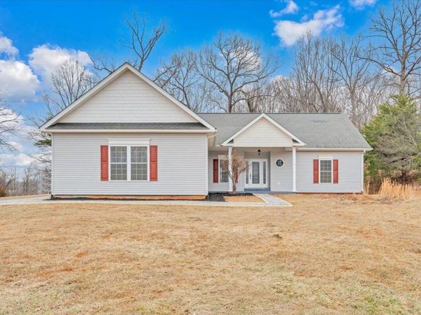 4716 Meadors Spur RD, Moneta, VA 24121