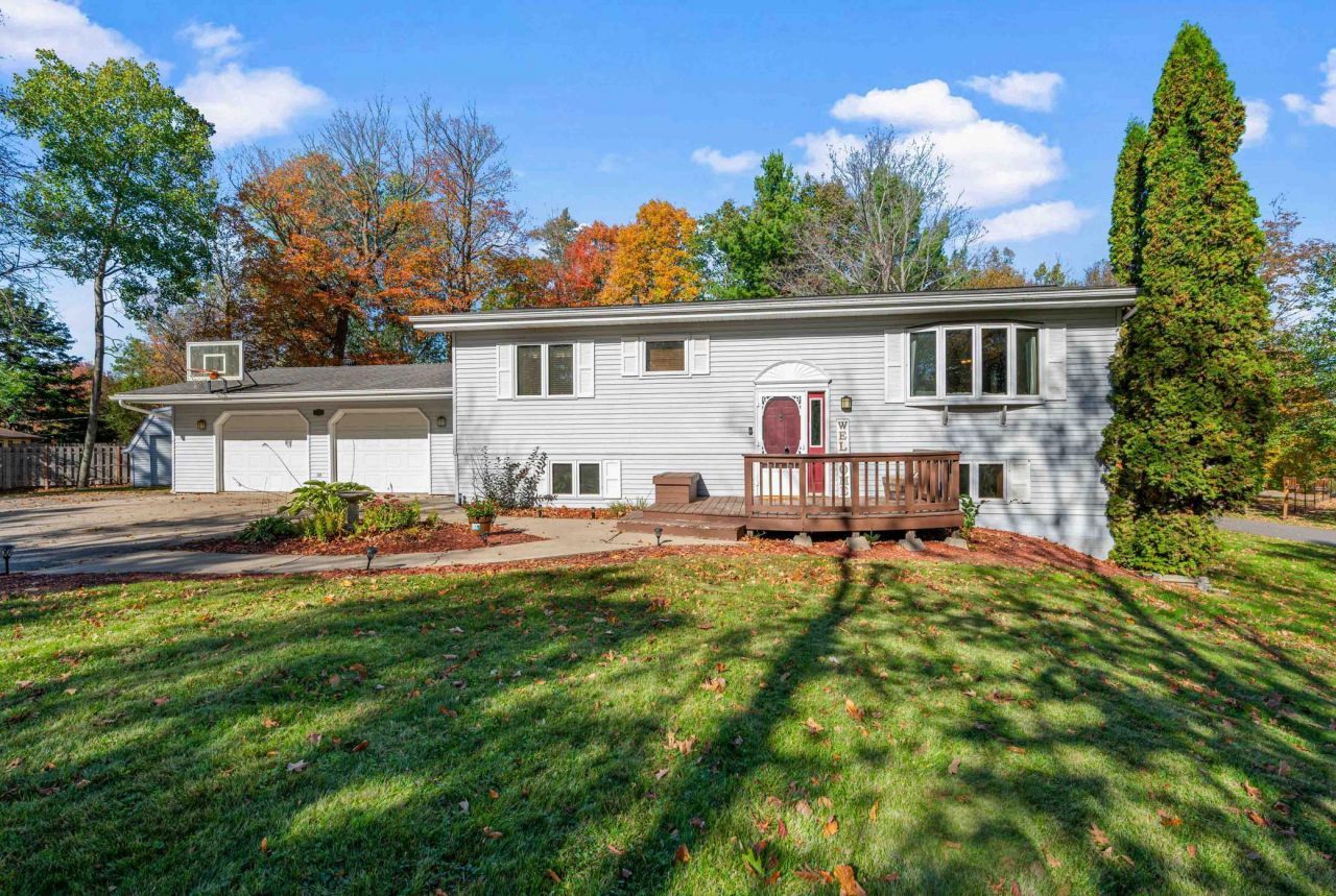 2707 Old Golf Course Road, Grand Rapids, MN 55744 Main Photo