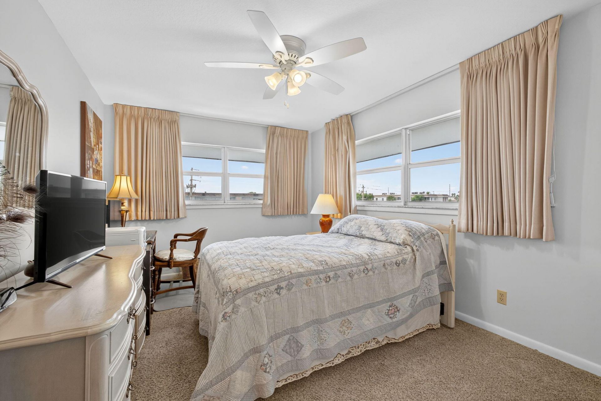 111 Shore Court, Unit 301, North Palm Beach, FL 33408 Photo