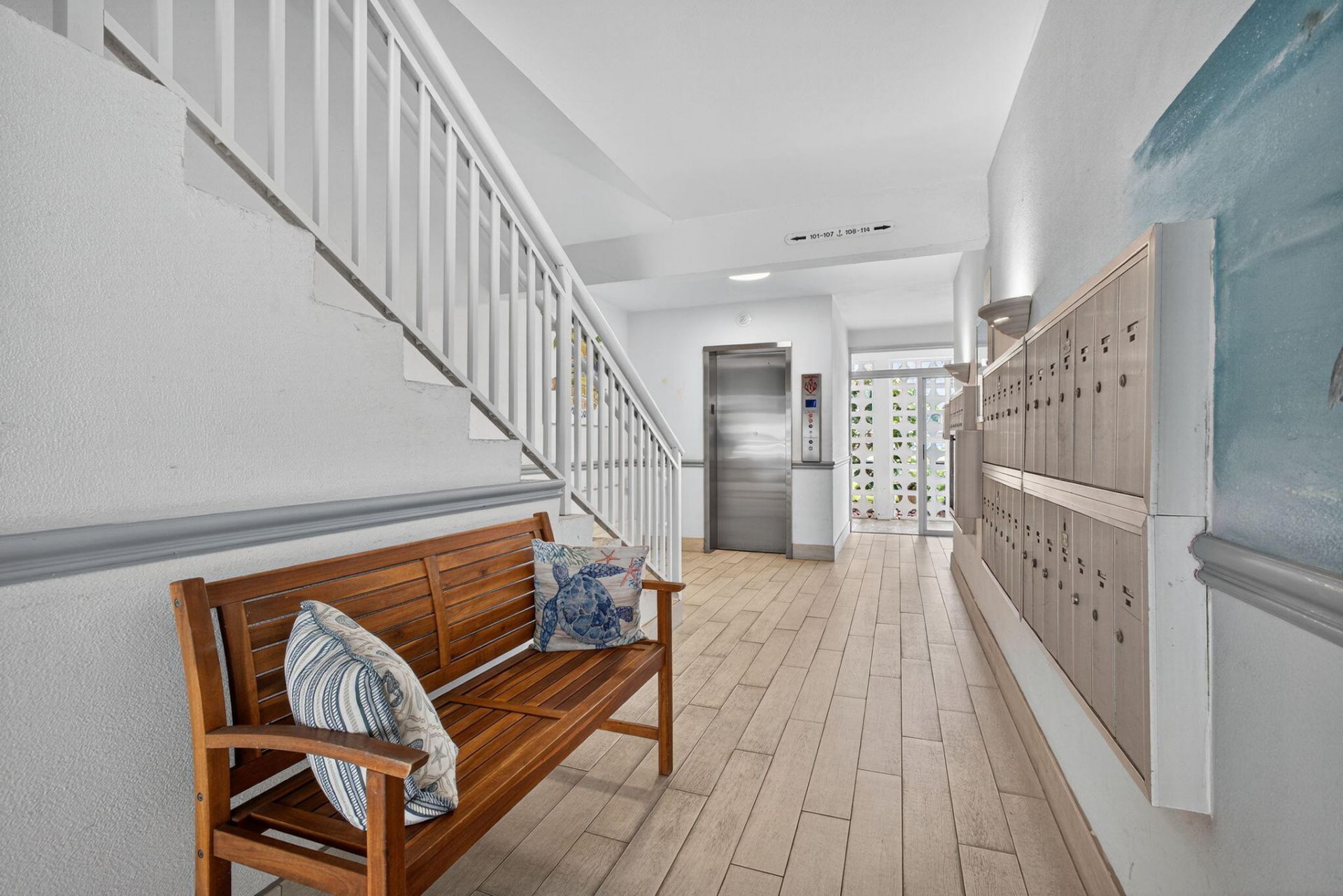 111 Shore Court, Unit 301, North Palm Beach, FL 33408 Photo