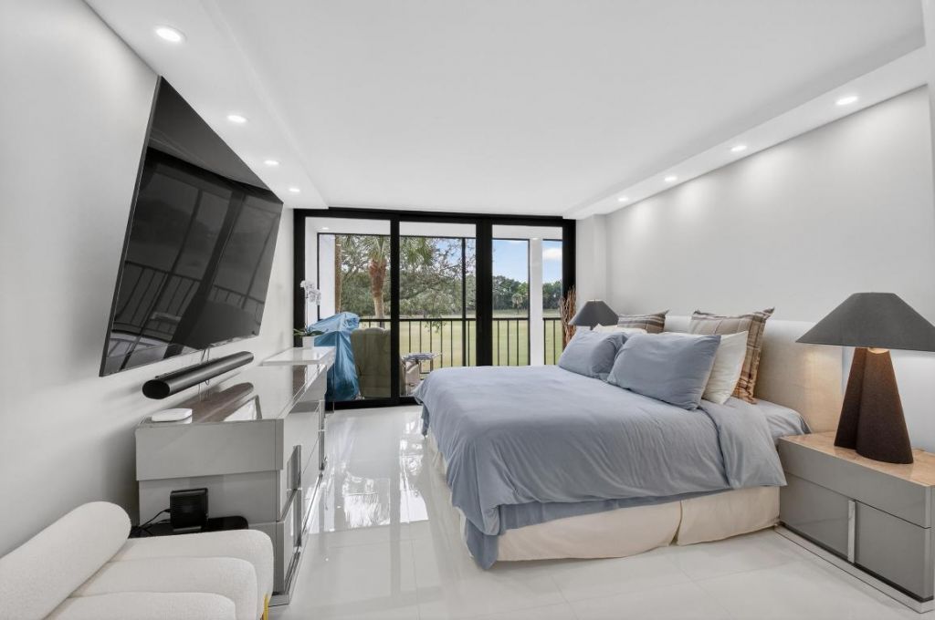 7835 Lakeside Boulevard, Unit 925, Boca Raton, FL 33434 Photo