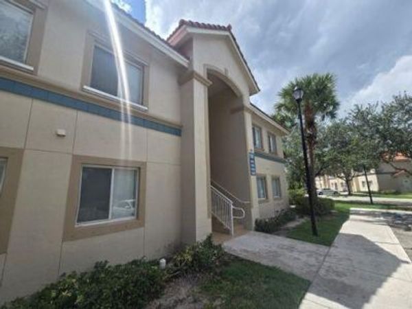 1161 Golden Lakes Boulevard, Unit 1315, West Palm Beach, FL 33411