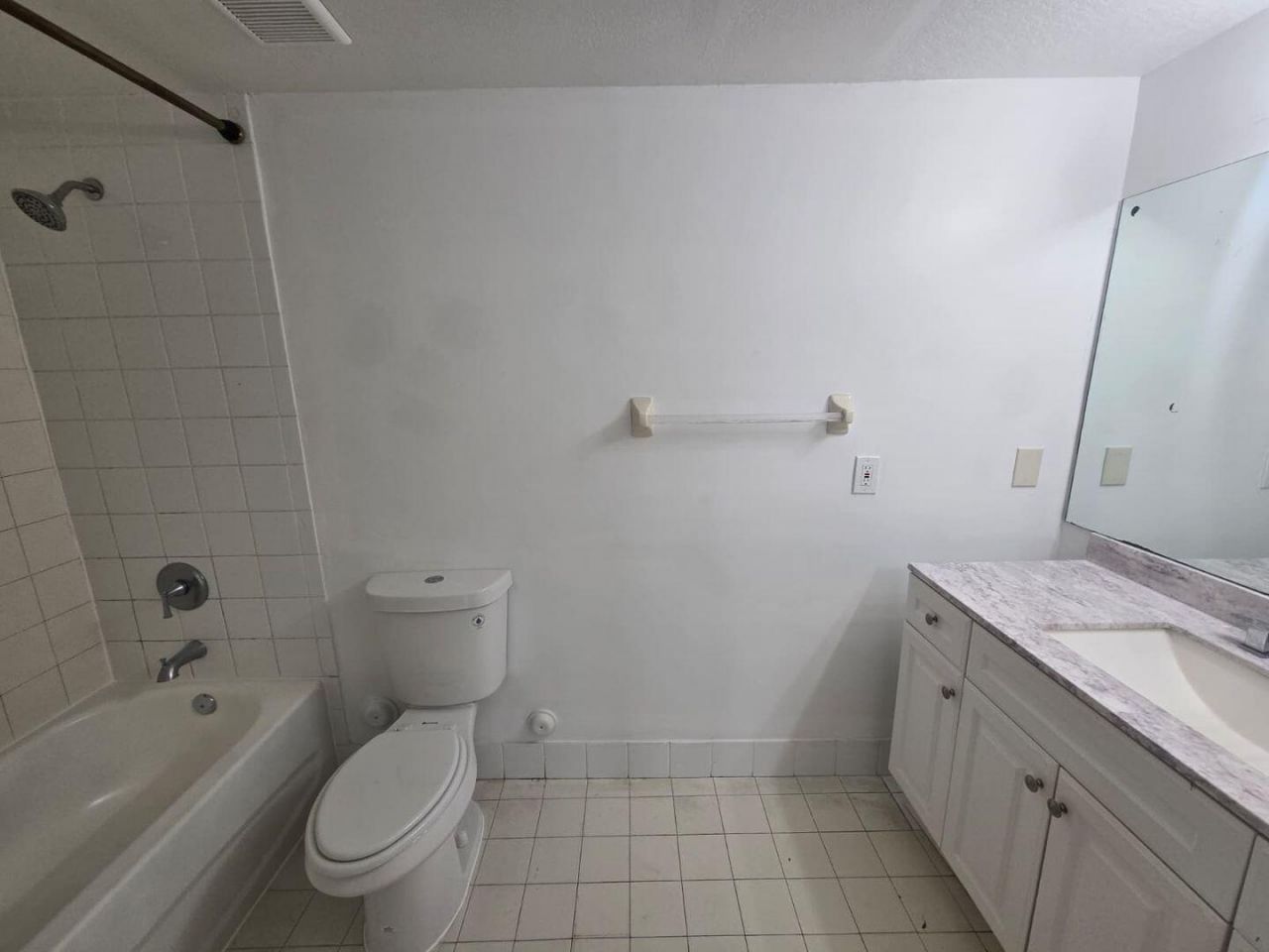 1161 Golden Lakes Boulevard, Unit 1315, West Palm Beach, FL 33411 Photo