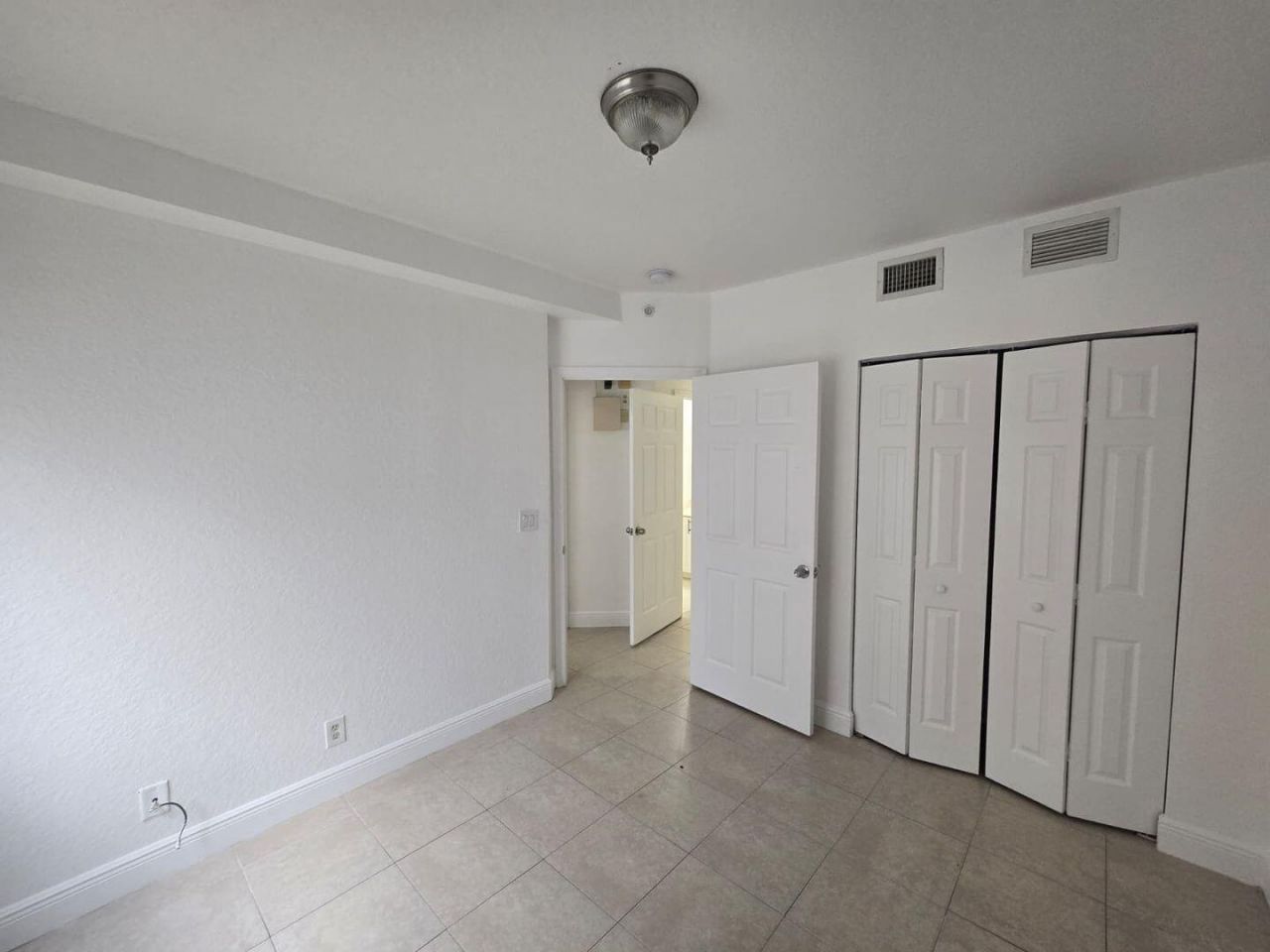 1161 Golden Lakes Boulevard, Unit 1315, West Palm Beach, FL 33411 Photo