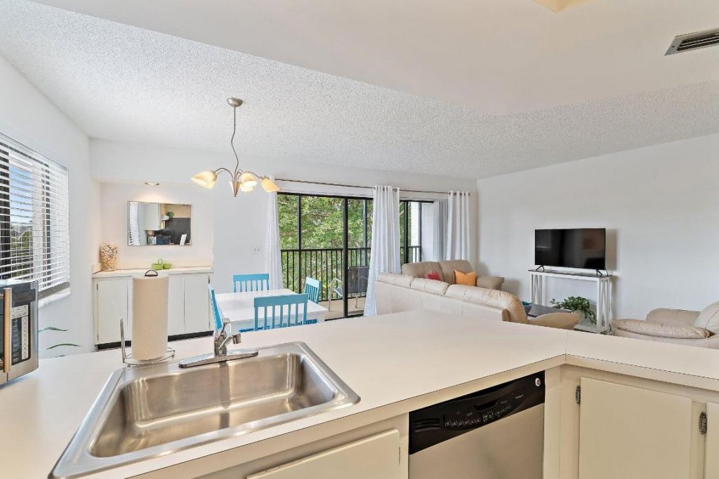 1605 S Us Highway 1, Unit C401, Jupiter, FL 33477 Photo