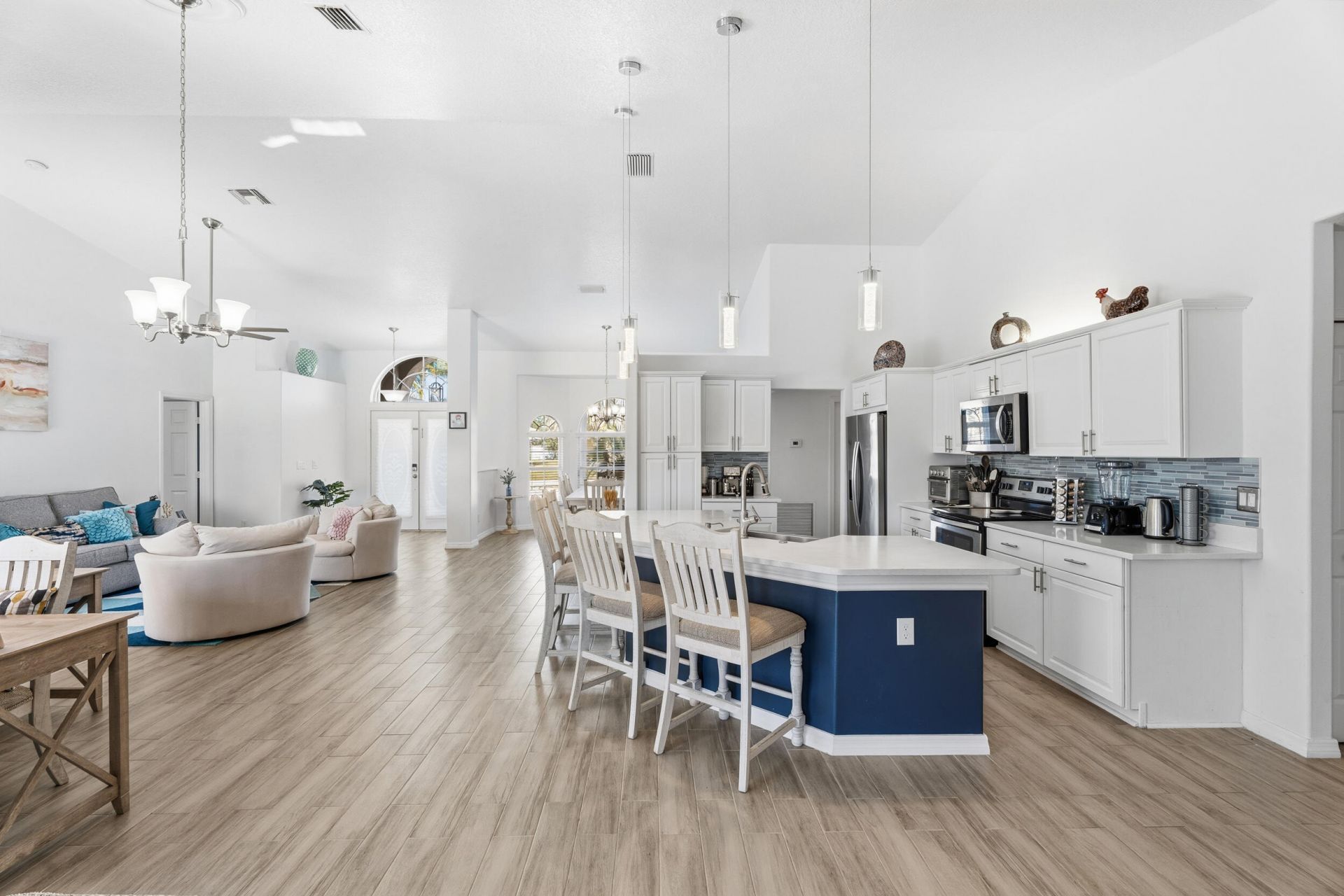 6024 NW Favian Avenue, Port Saint Lucie, FL 34986 Photo