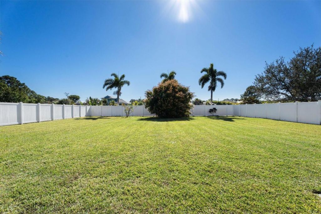 6024 NW Favian Avenue, Port Saint Lucie, FL 34986 Photo