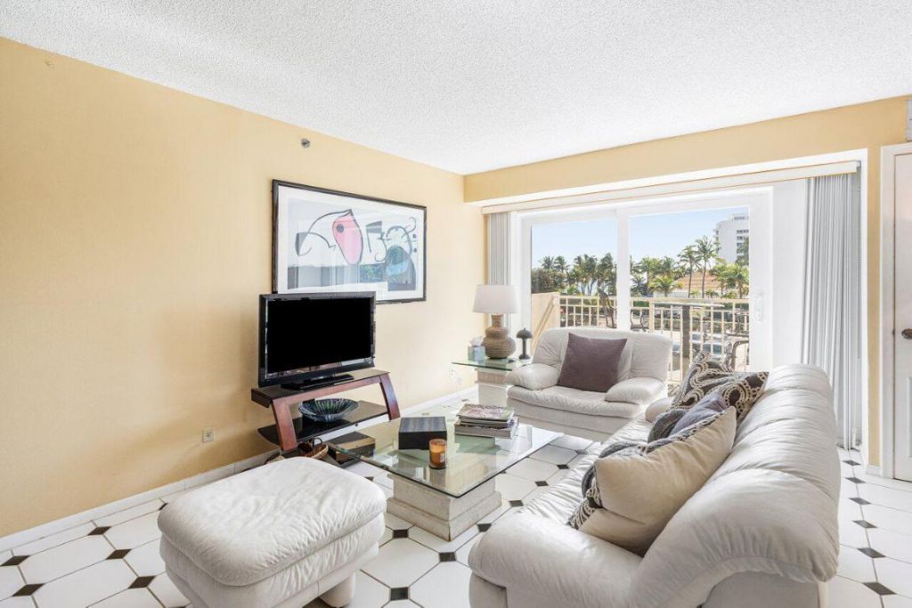3301 S Ocean Boulevard, Unit 201, Highland Beach, FL 33487 Photo