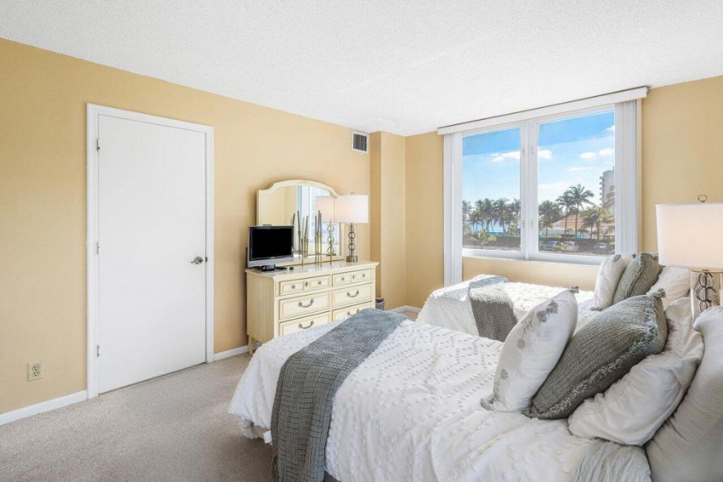 3301 S Ocean Boulevard, Unit 201, Highland Beach, FL 33487 Photo