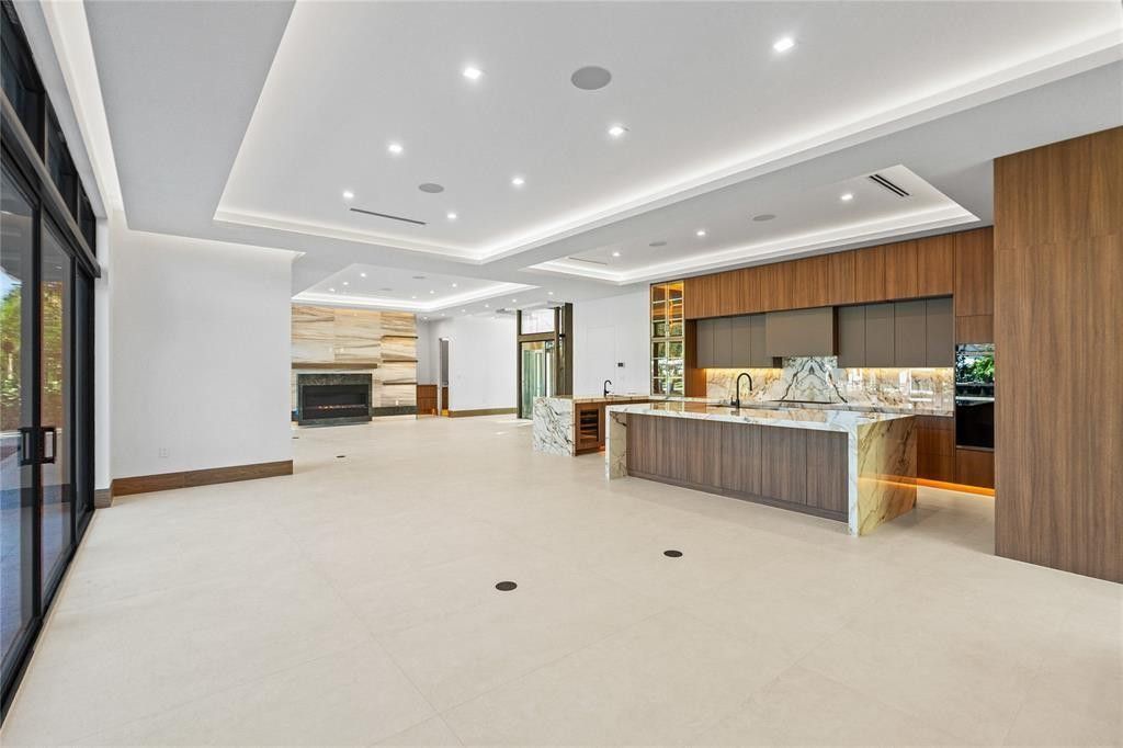 2441 NE 48th Ct, Lighthouse Point, FL 33064 Photo