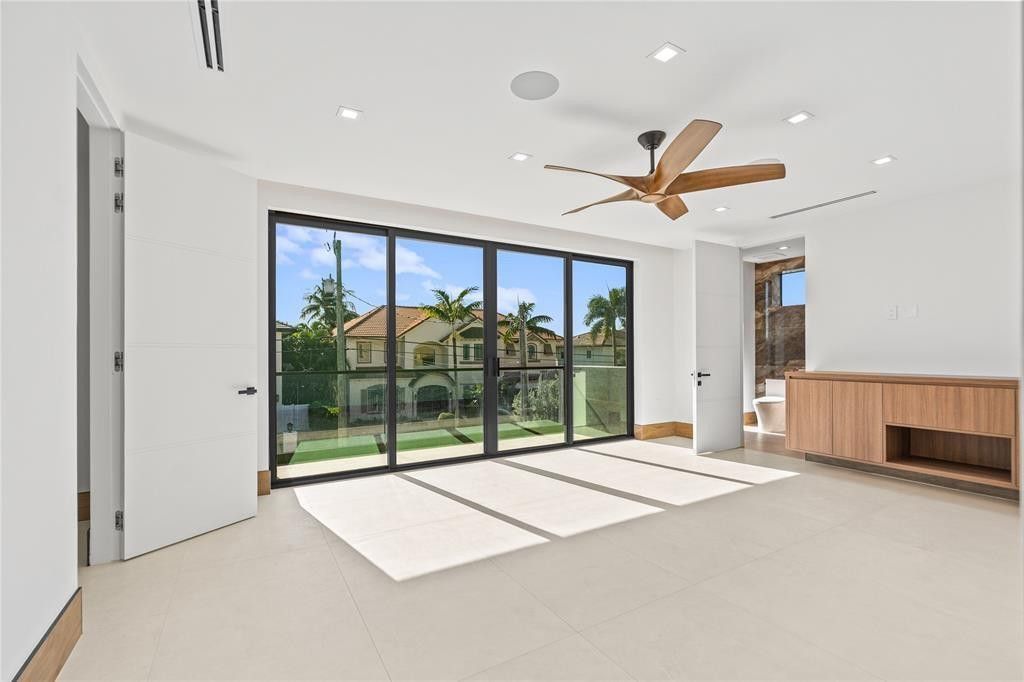 2441 NE 48th Ct, Lighthouse Point, FL 33064 Photo