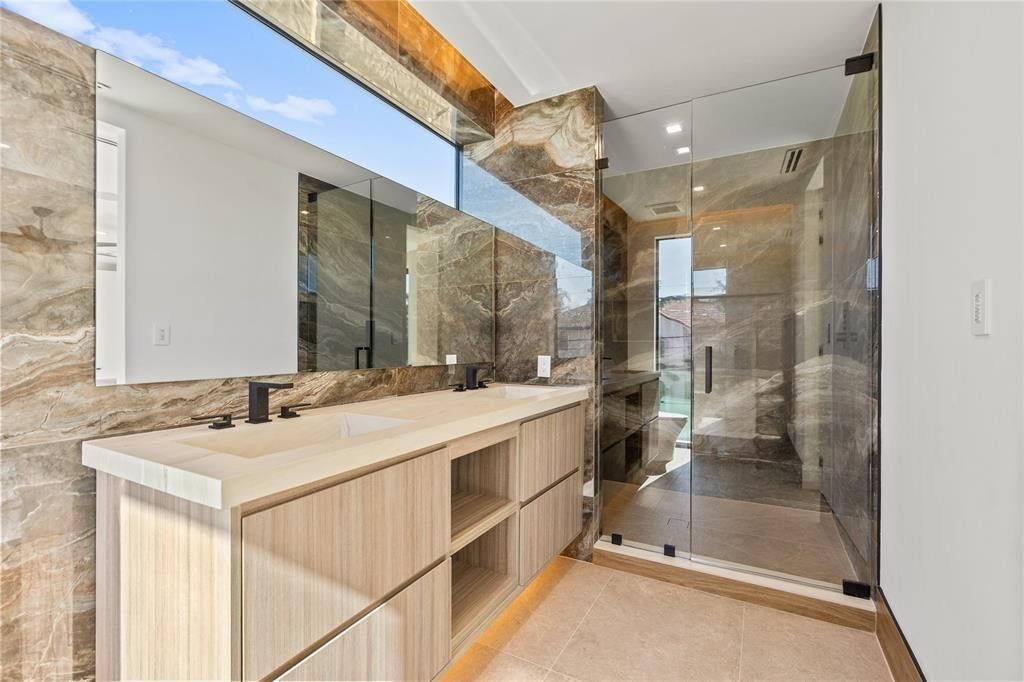 2441 NE 48th Ct, Lighthouse Point, FL 33064 Photo