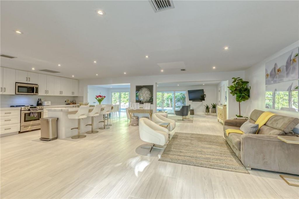 1800 SE Admirals Way, Fort Lauderdale, FL 33316 Photo