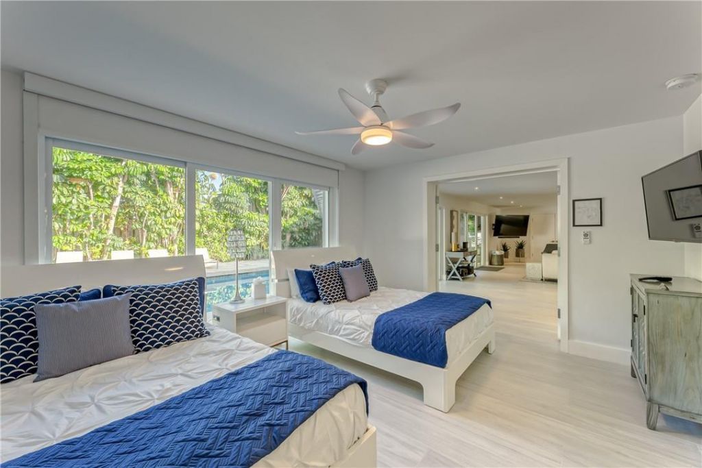 1800 SE Admirals Way, Fort Lauderdale, FL 33316 Photo