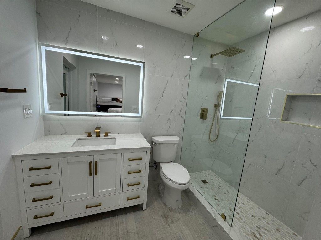 1800 SE Admirals Way, Fort Lauderdale, FL 33316 Photo