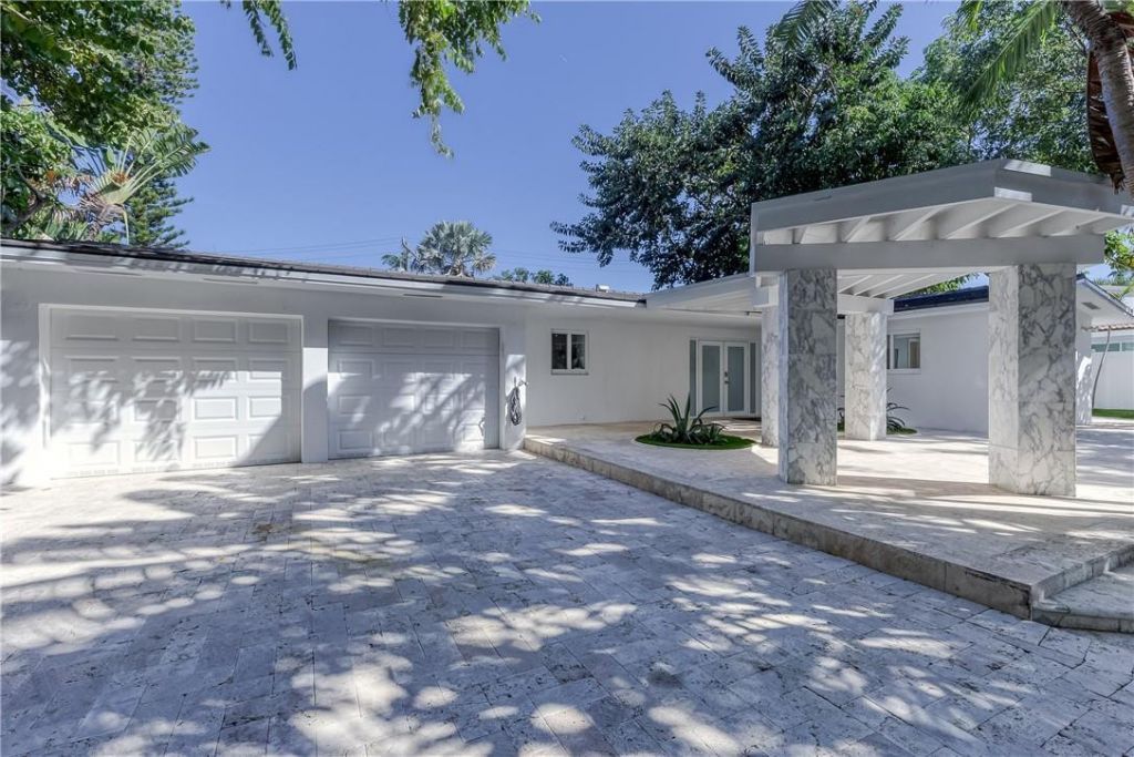 1800 SE Admirals Way, Fort Lauderdale, FL 33316 Photo