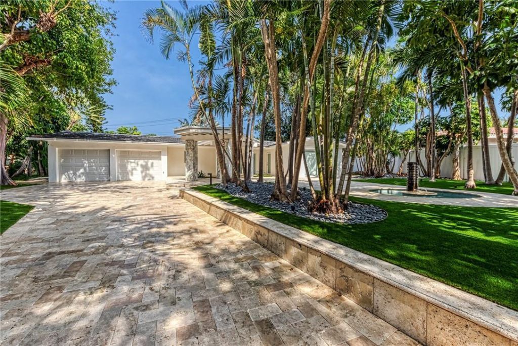 1800 SE Admirals Way, Fort Lauderdale, FL 33316 Photo