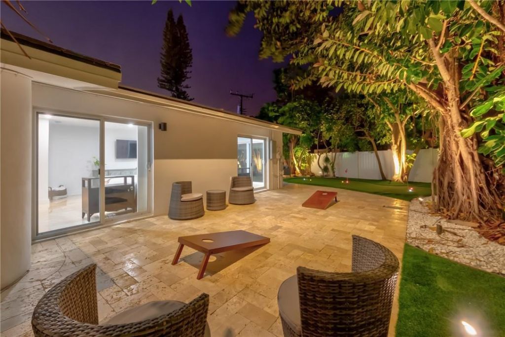 1800 SE Admirals Way, Fort Lauderdale, FL 33316 Photo