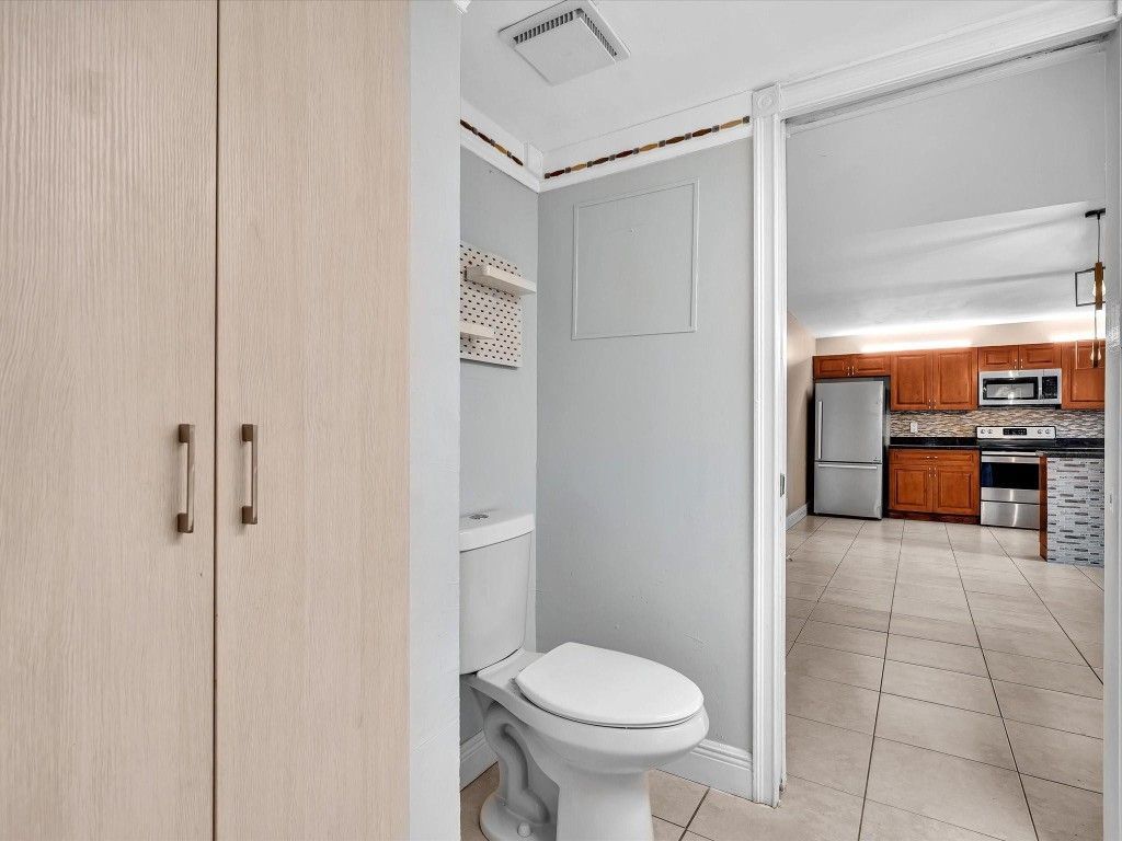 8111 SW 24th Street, Unit 8111, North Lauderdale, FL 33068 Photo