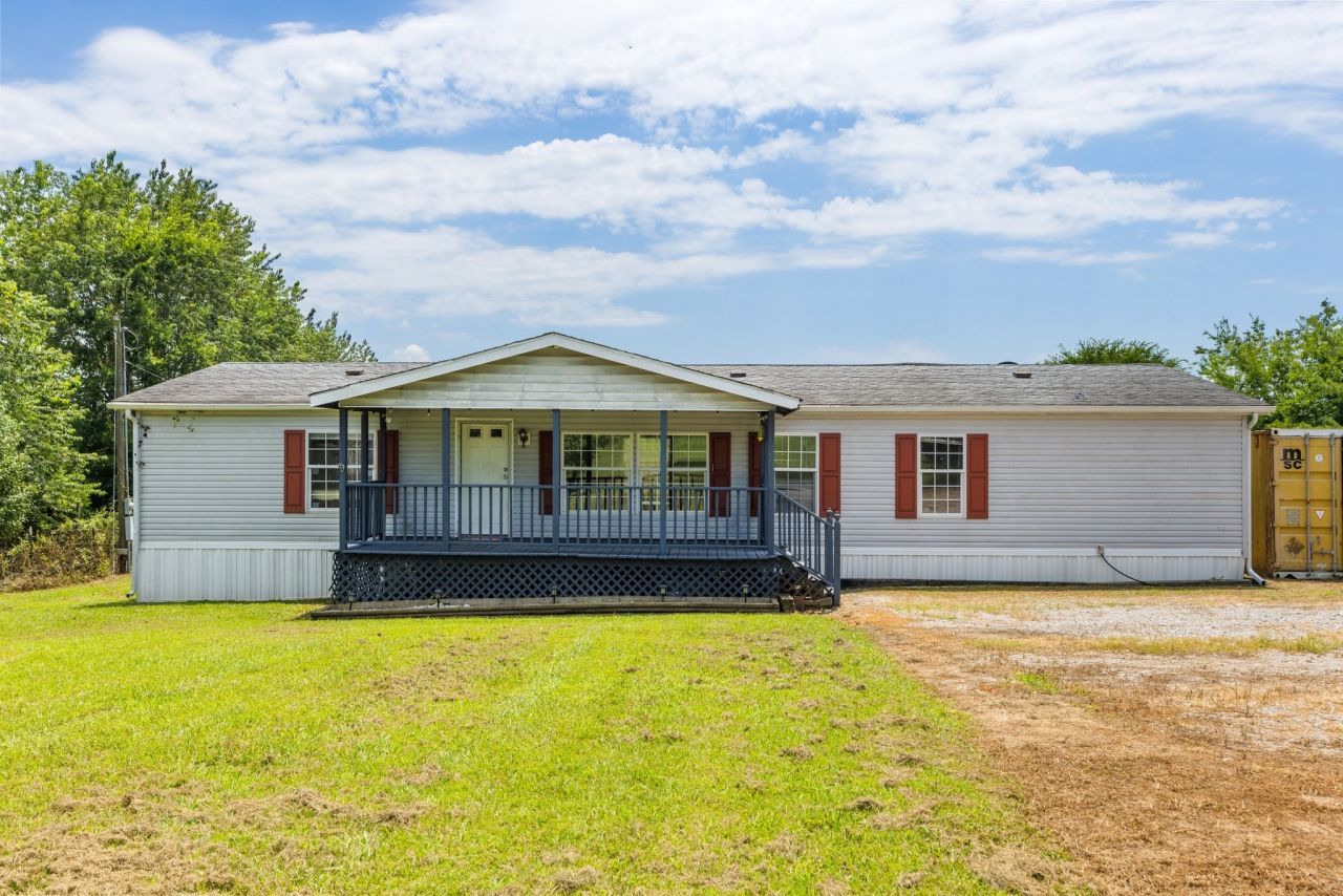 1251 Hazelwood Rd, Columbia, TN 38401 Main Photo