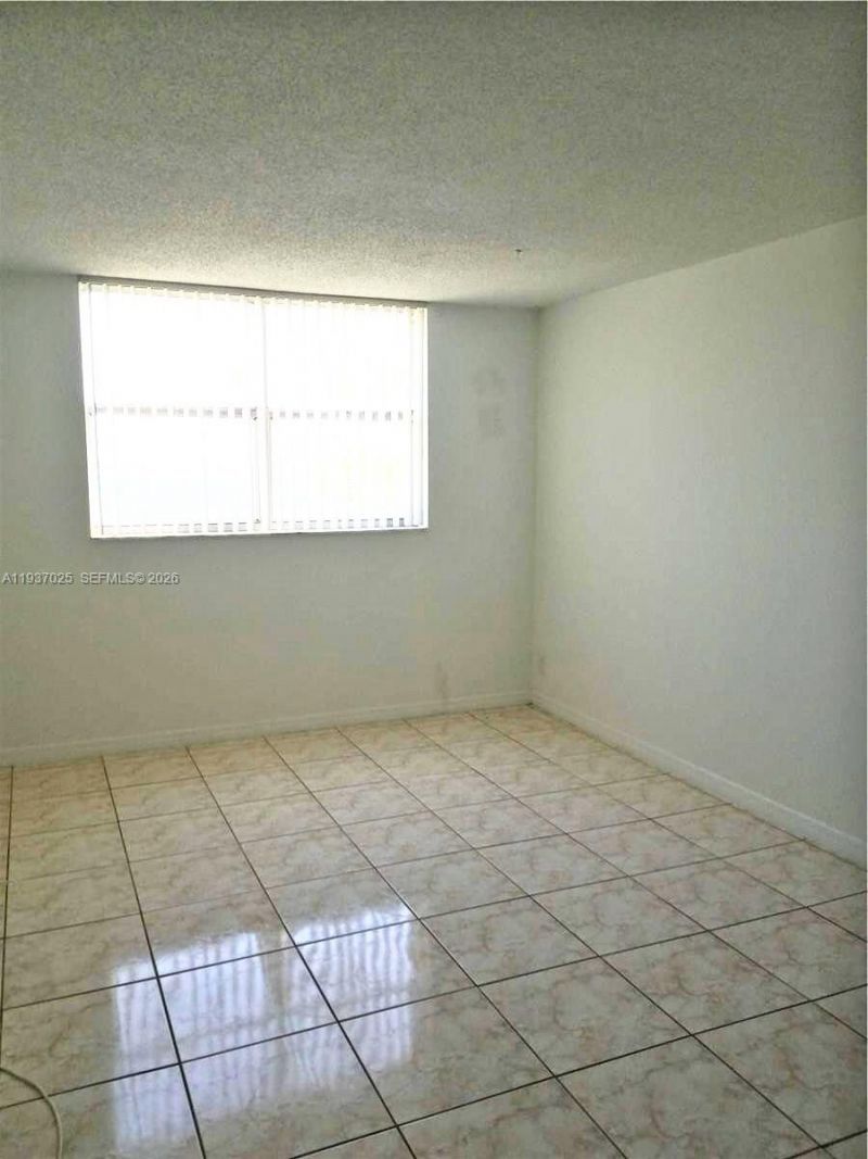 480 Executive Center Dr, Unit 3C, West Palm Beach, FL 33401 Photo