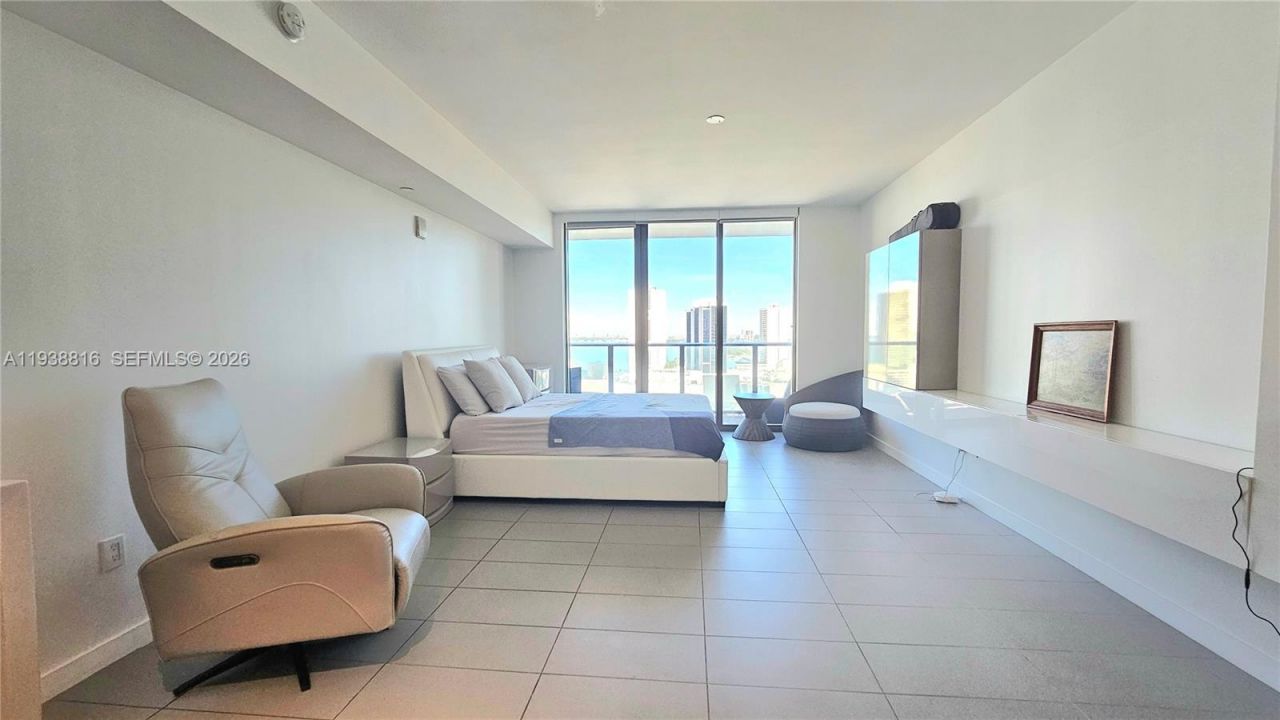 1600 NE 1st Ave , Unit 1903, Miami, FL 33132 Photo