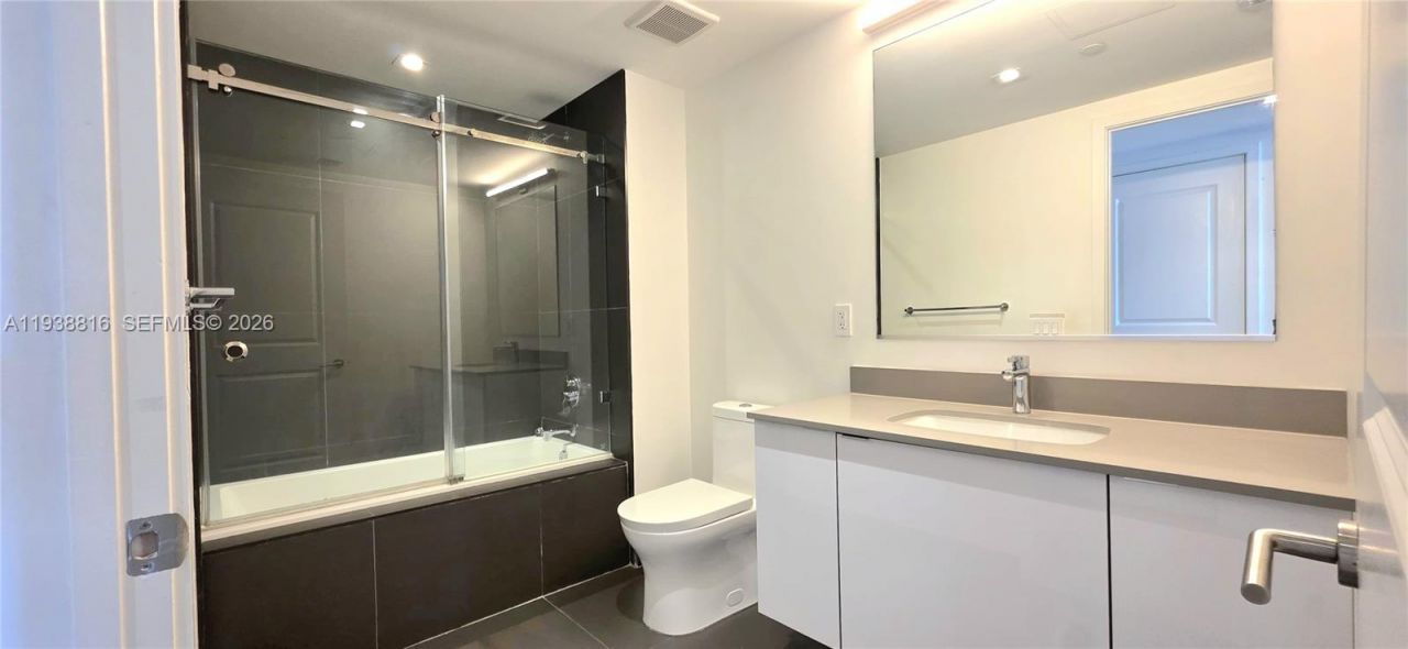 1600 NE 1st Ave, Unit 1903, Miami, FL 33132 Photo