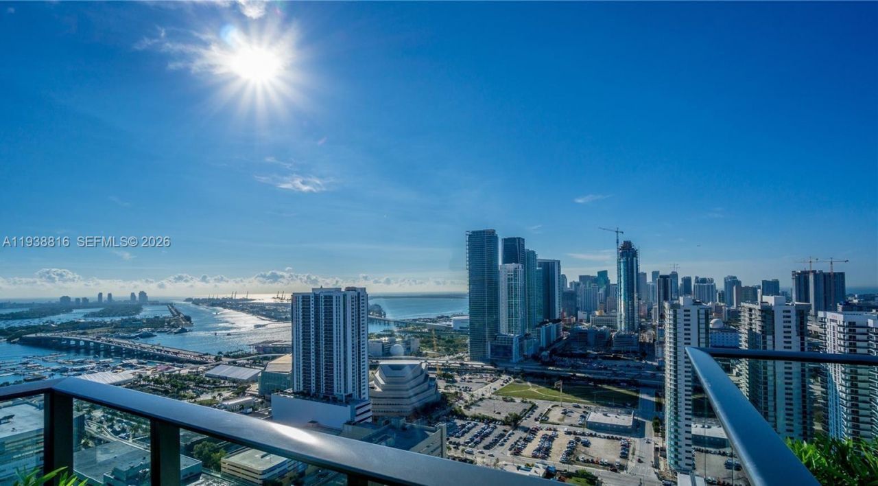 1600 NE 1st Ave , Unit 1903, Miami, FL 33132 Photo