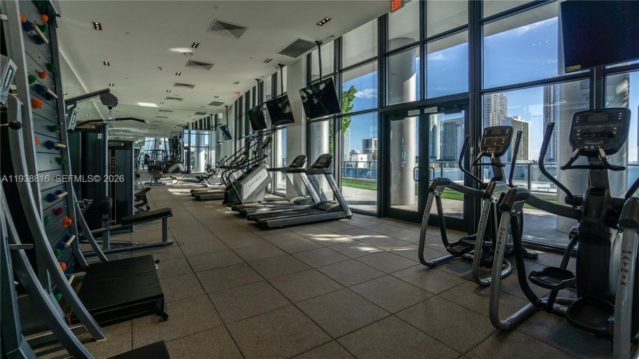 1600 NE 1st Ave, Unit 1903, Miami, FL 33132 Photo
