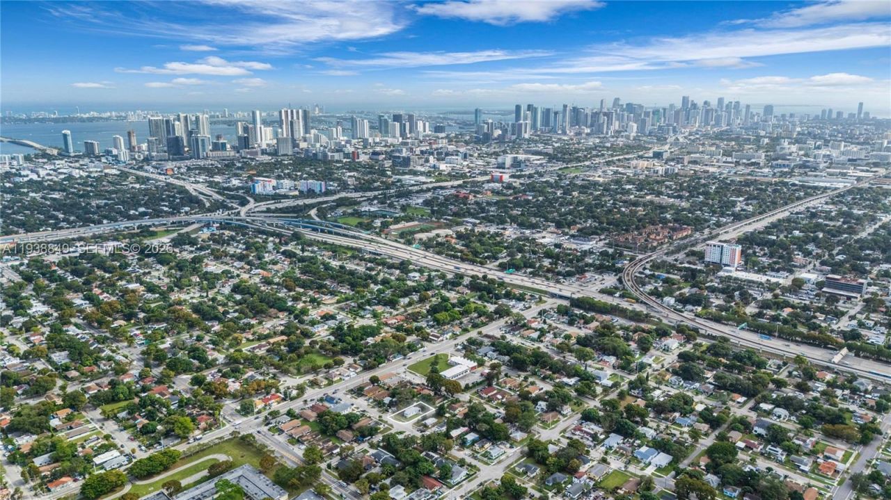 1244 NW 45th St , Miami, FL 33142 Photo