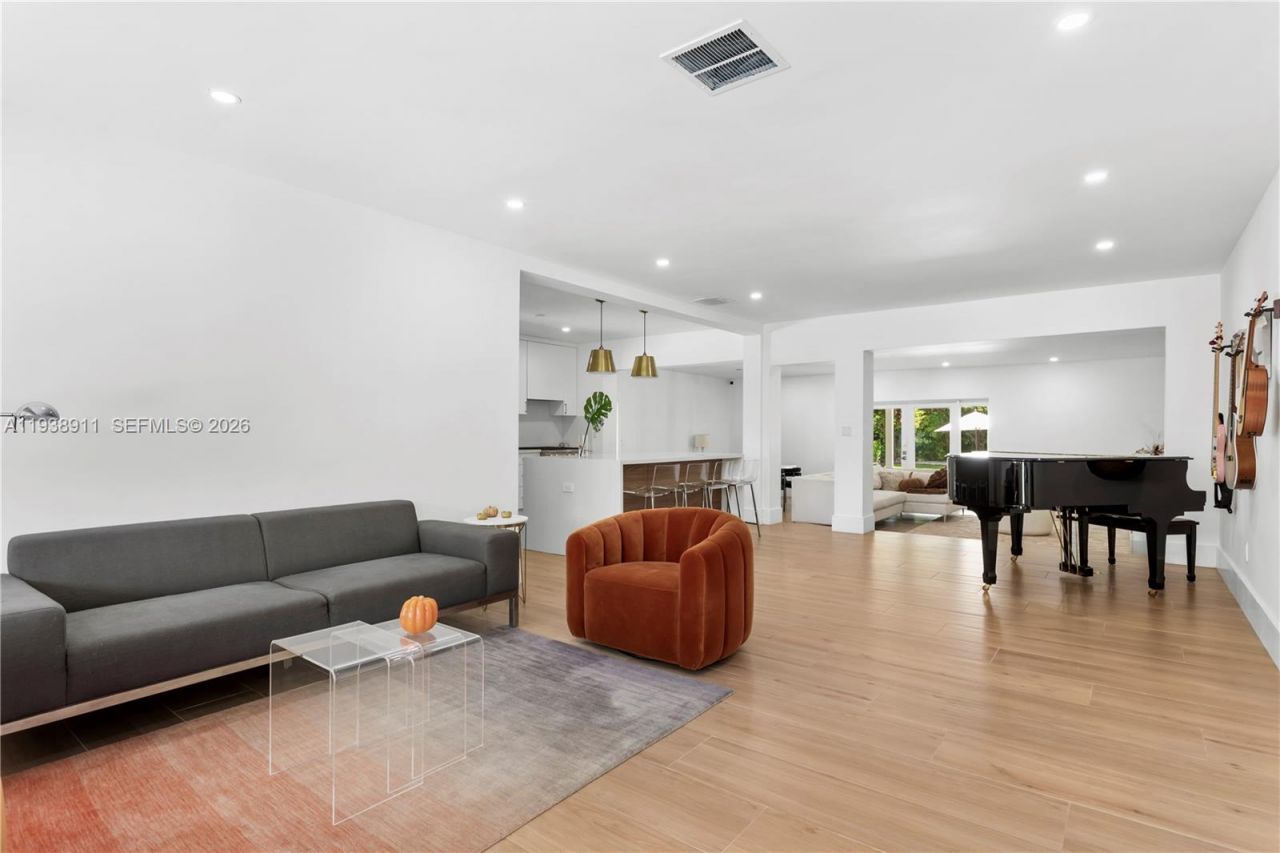 7825 SW 72nd Ave, Miami, FL 33143 Photo