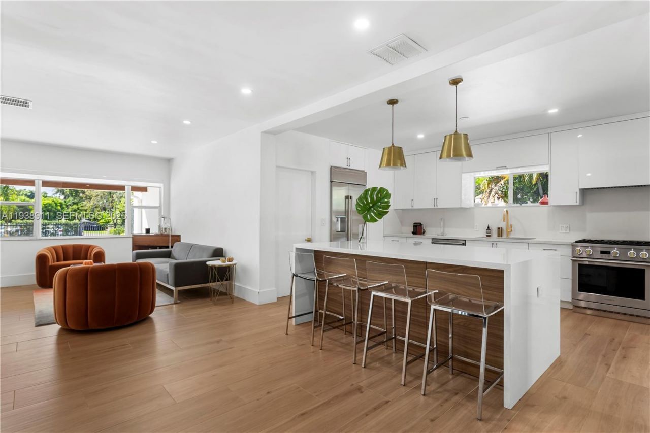 7825 SW 72nd Ave, Miami, FL 33143 Photo