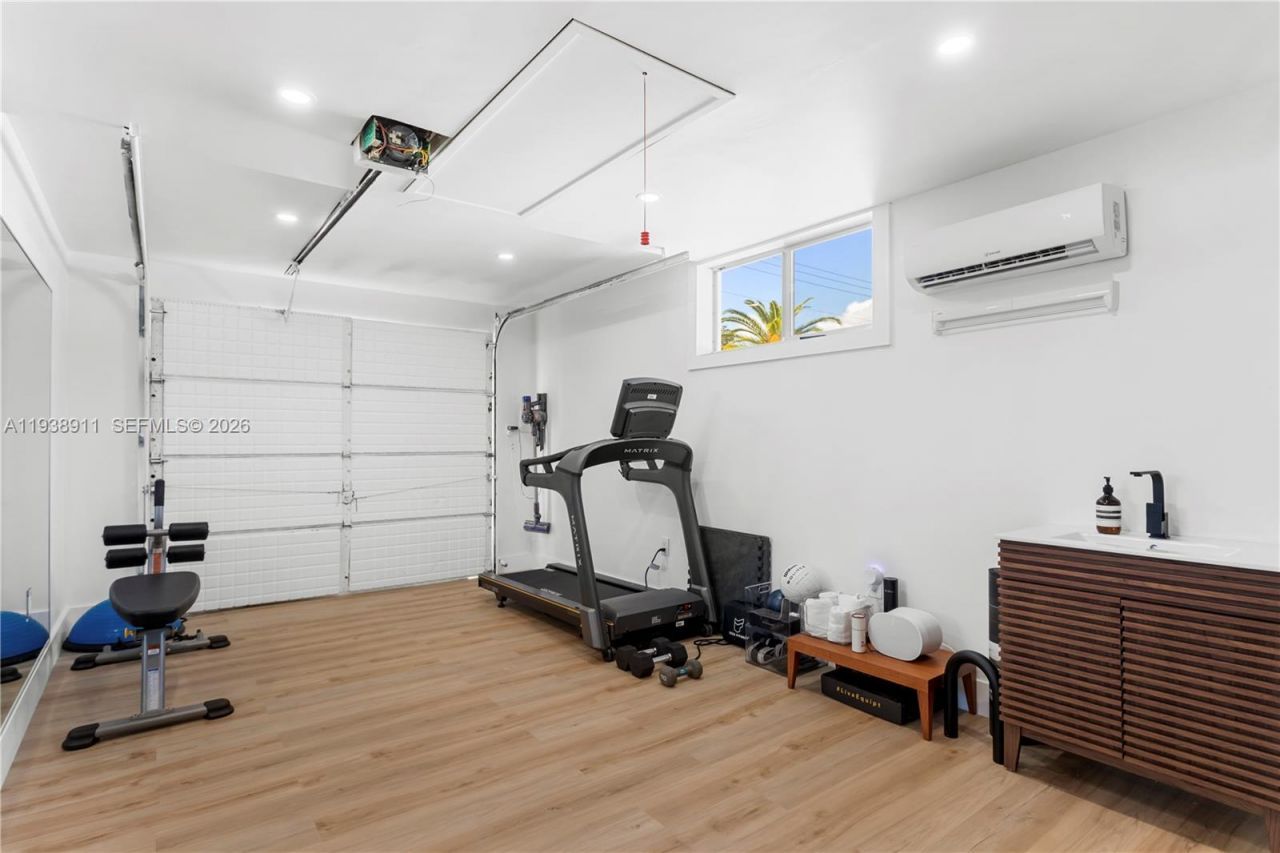 7825 SW 72nd Ave, Miami, FL 33143 Photo