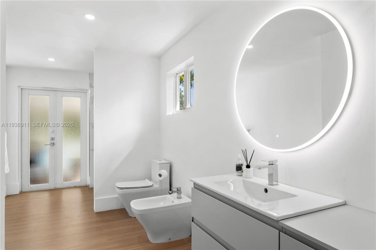 7825 SW 72nd Ave, Miami, FL 33143 Photo