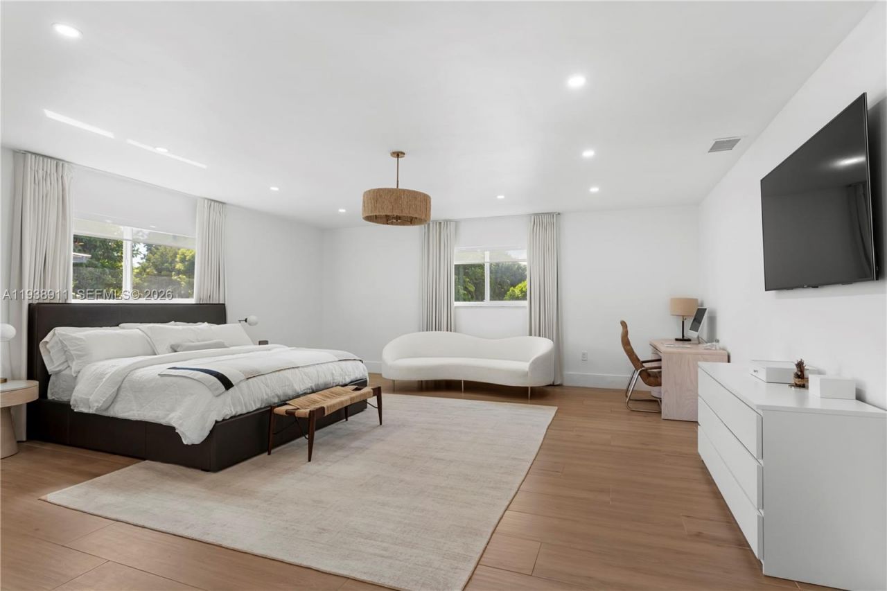 7825 SW 72nd Ave, Miami, FL 33143 Photo