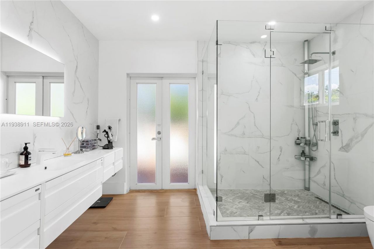 7825 SW 72nd Ave, Miami, FL 33143 Photo