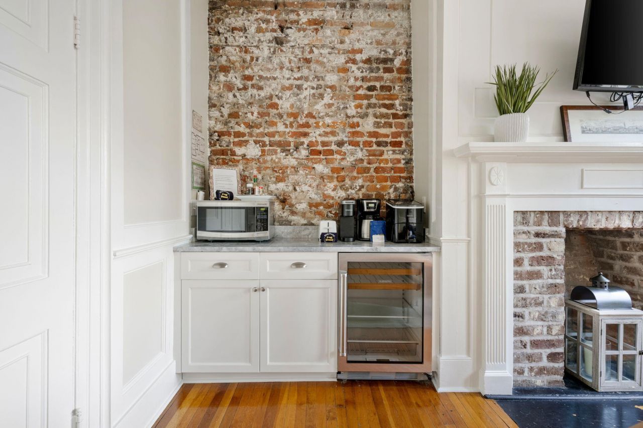 21 Broad Street Photo 16